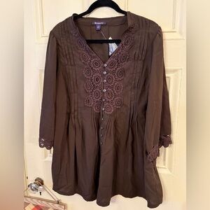 NWOT women’s plus size 16W blouse buttons pleated lace brown Roamans polyester